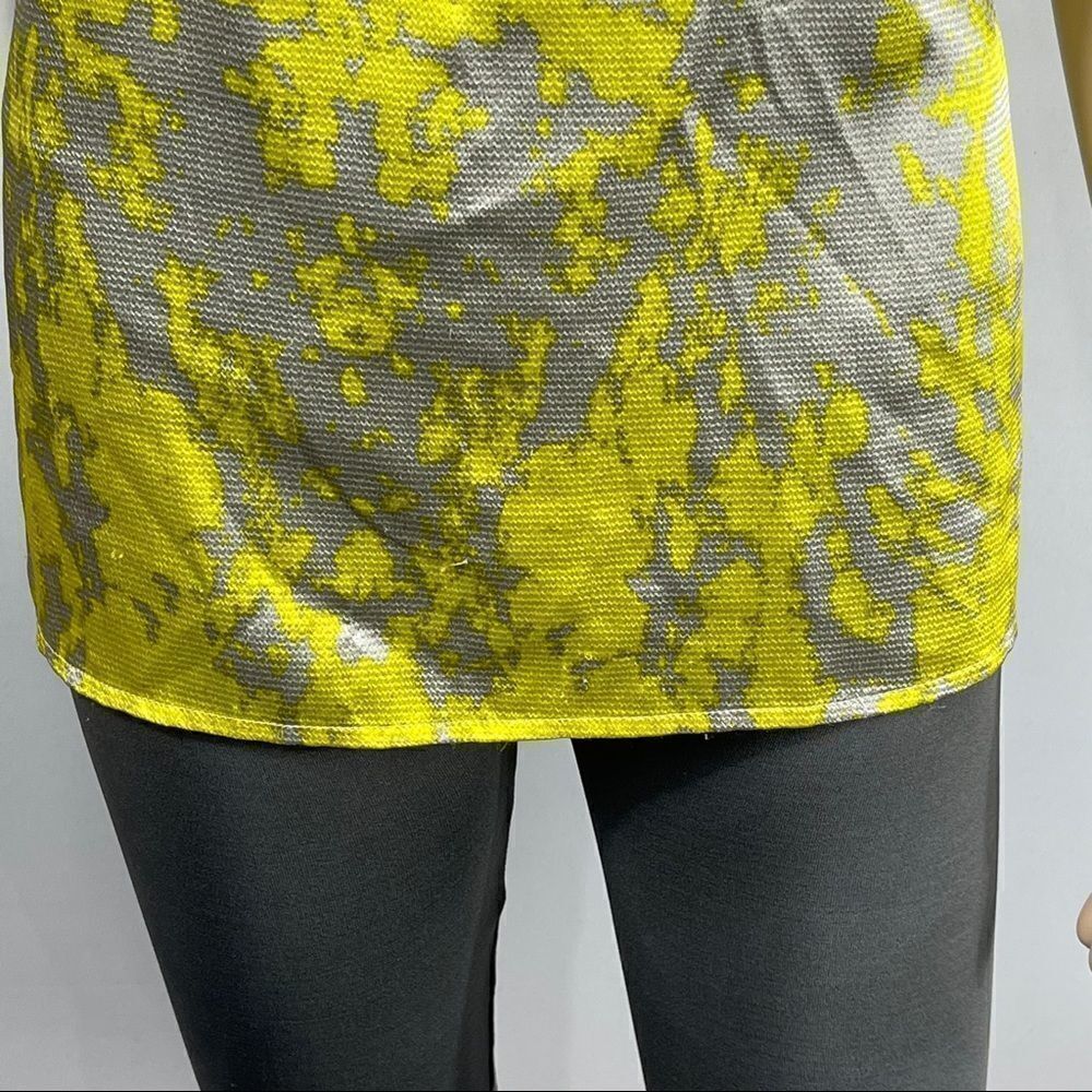 The Limited Yellow and Grey Ruched Blouse - Picture 3 of 11